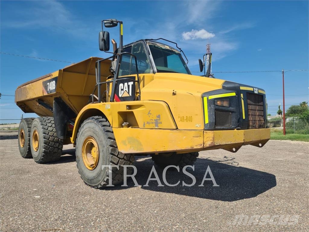CAT 740B Liigendraamiga pinnaseveokid
