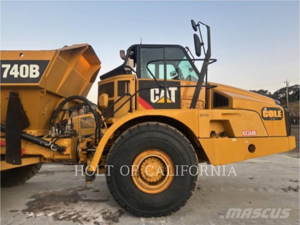 CAT 740B Kloubové dempry