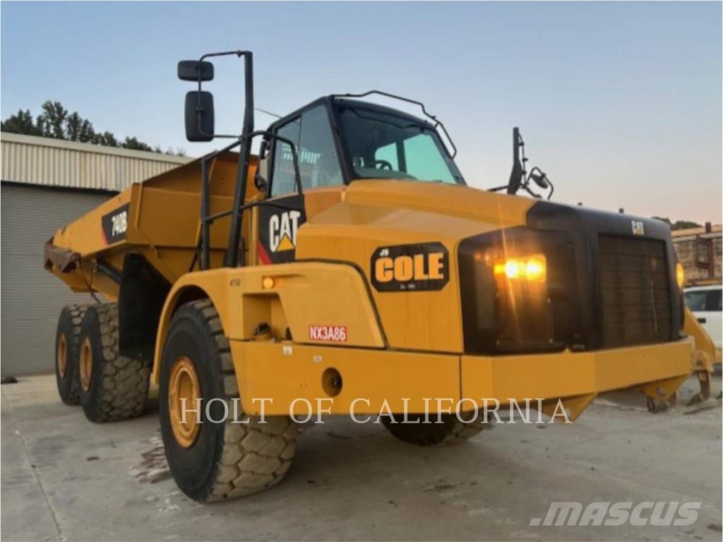 CAT 740B Kloubové dempry