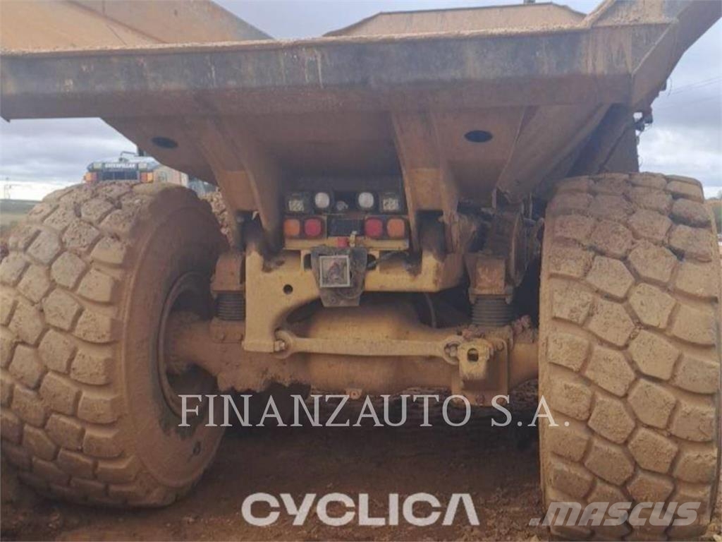 CAT 740B Σπαστό Dump Truck ADT