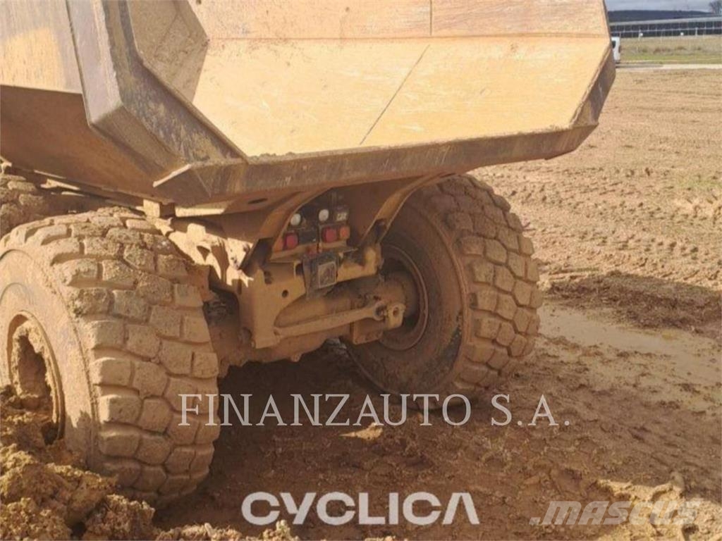 CAT 740B Σπαστό Dump Truck ADT