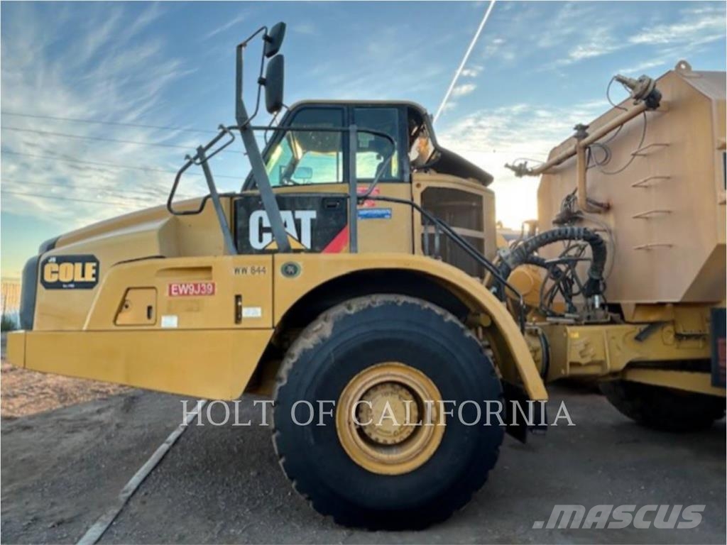 CAT 740B タンカートラック