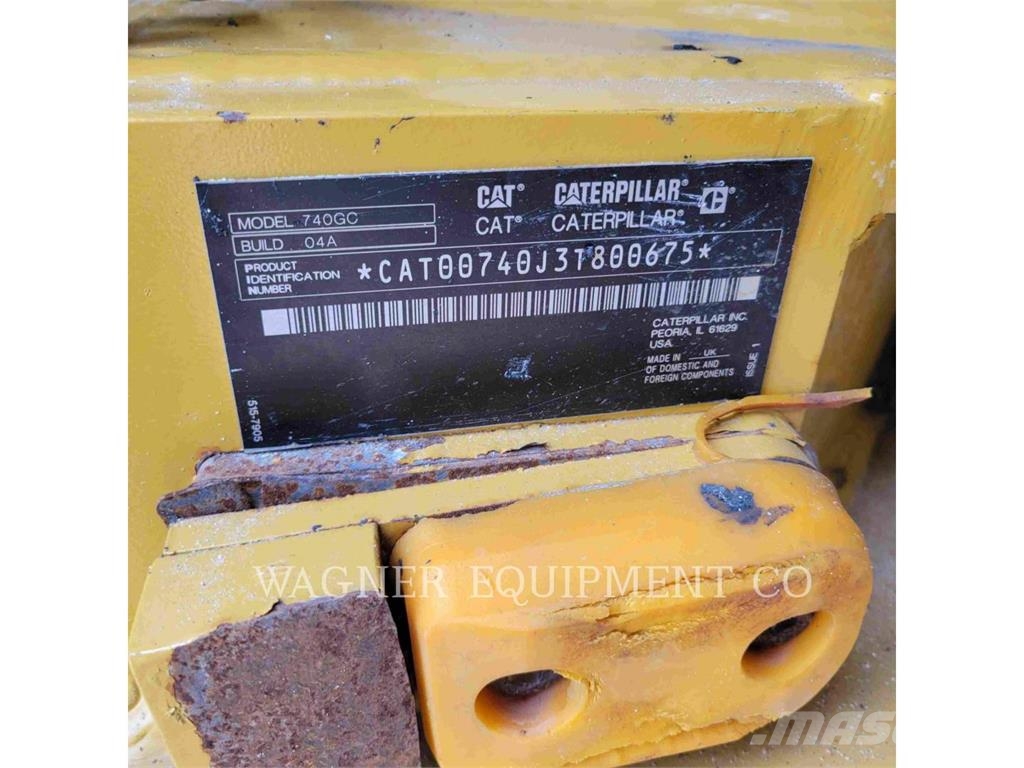 CAT 740GC Zglobni damperi