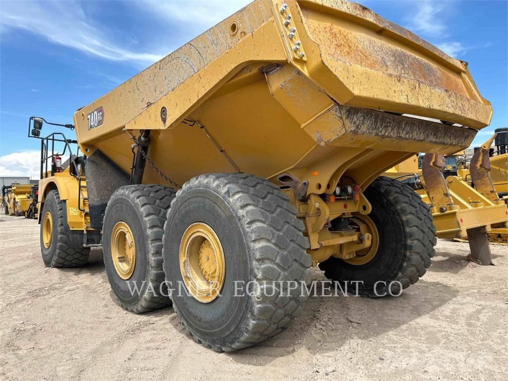 CAT 740GC Articulated Haulers