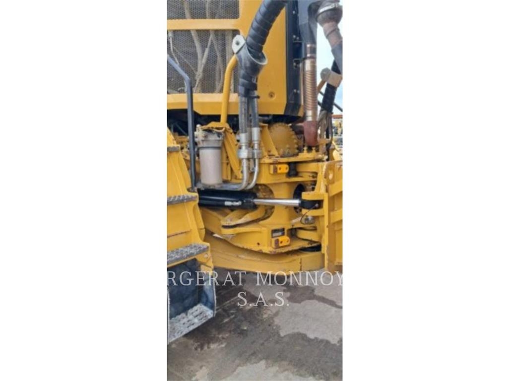 CAT 740GC Midjestyrd dumper