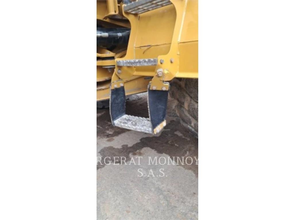CAT 740GC Midjestyrd dumper