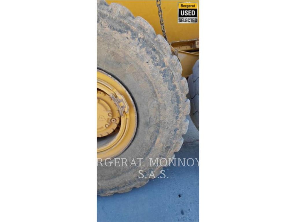 CAT 740GC Σπαστό Dump Truck ADT