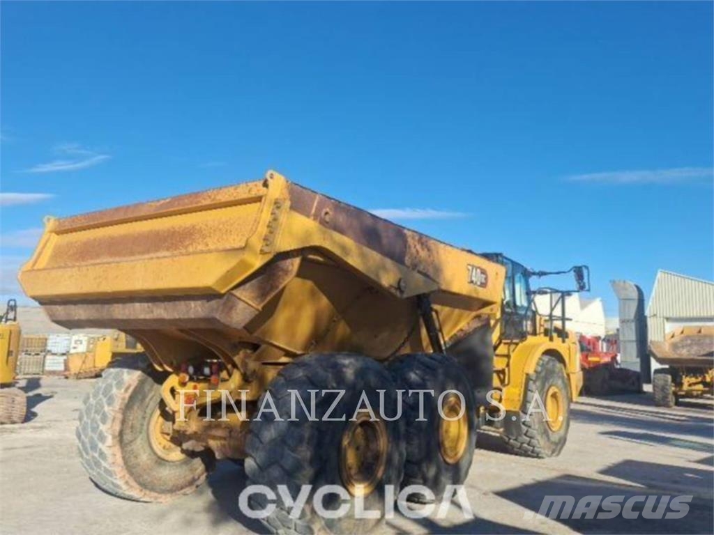 CAT 740GC Dúmpers articulados