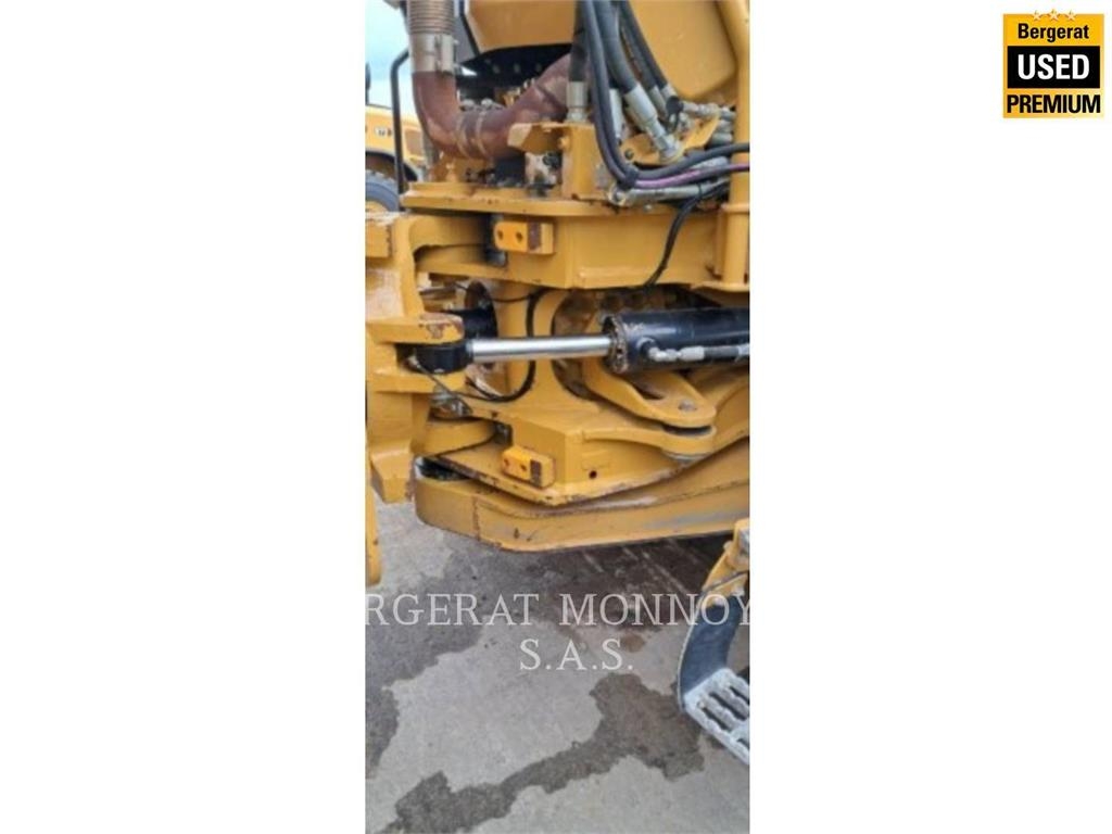 CAT 740GC Tombereau articulé