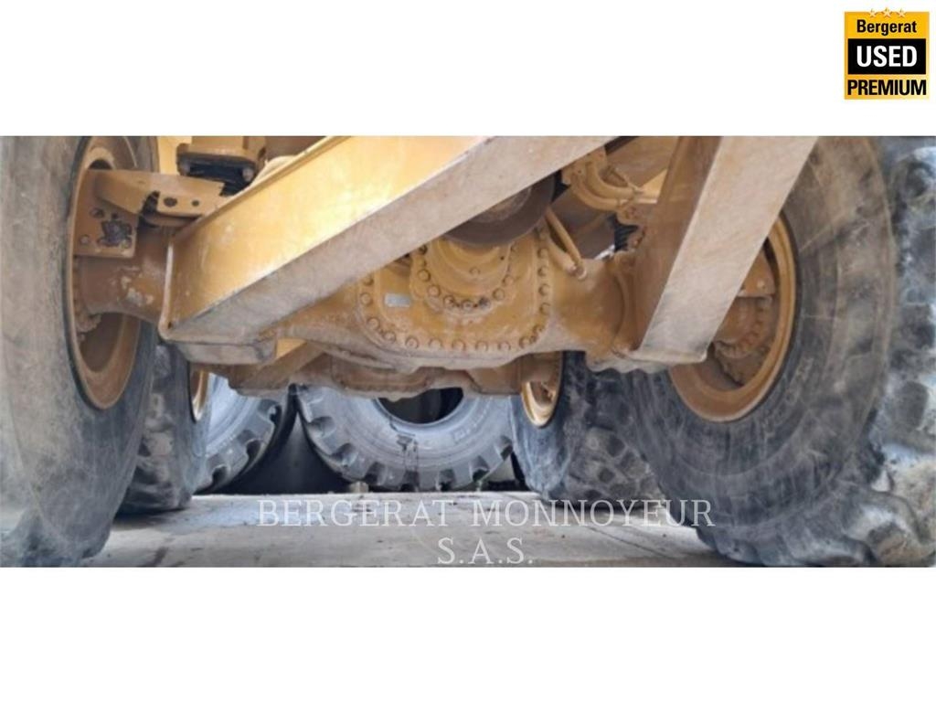 CAT 740GC Tombereau articulé