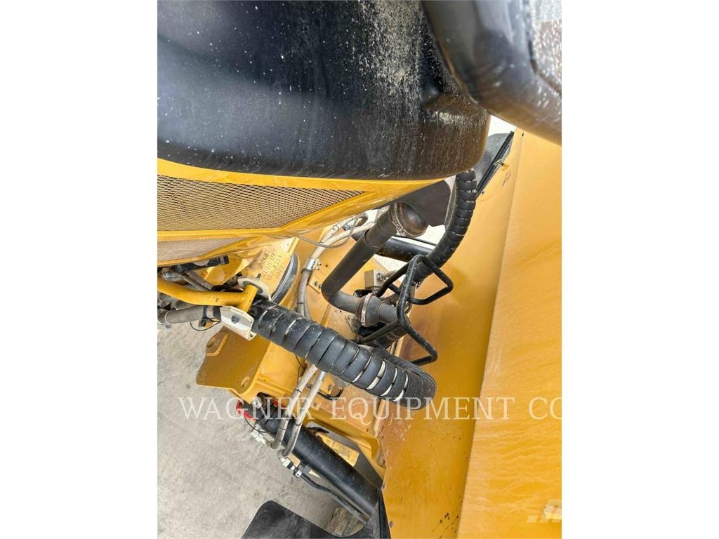 CAT 745 Zglobni demperji