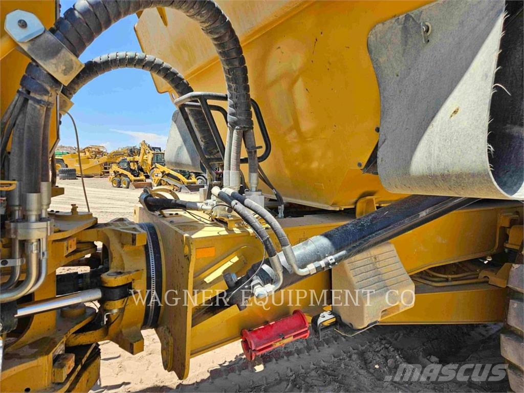 CAT 745 Knik dumptrucks
