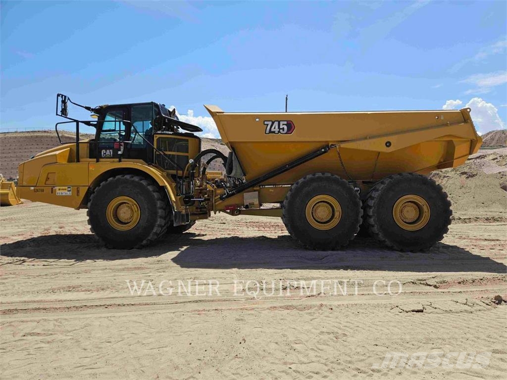 CAT 745 Knik dumptrucks
