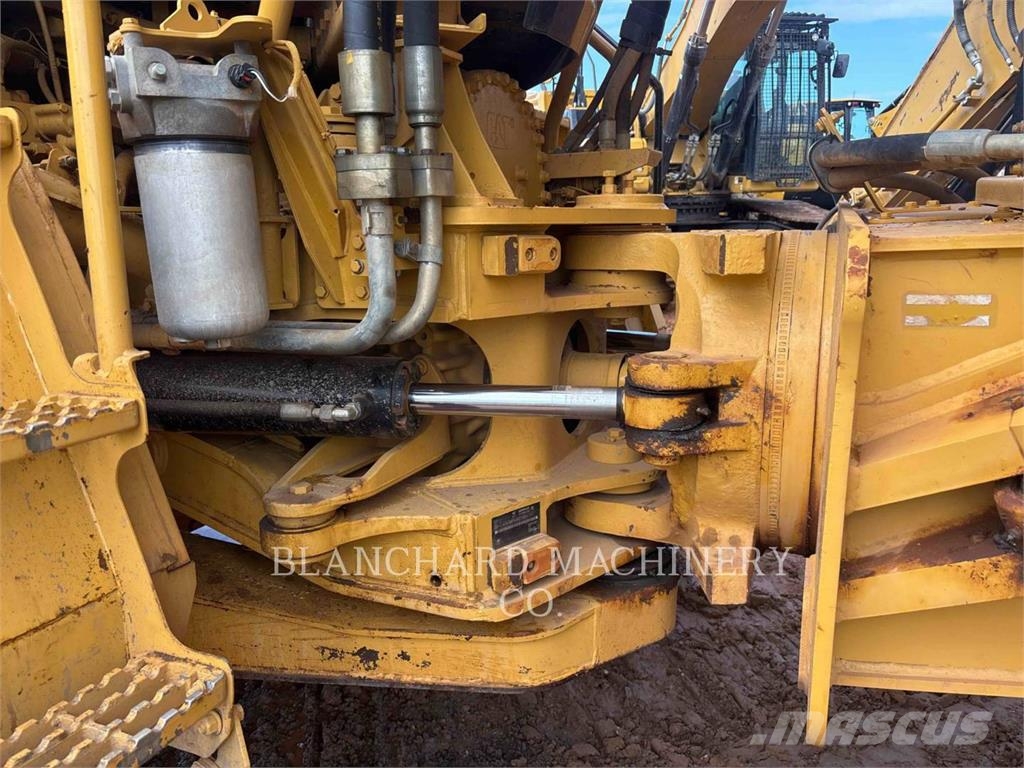 CAT 745 Artikulētie pašizgāzēji