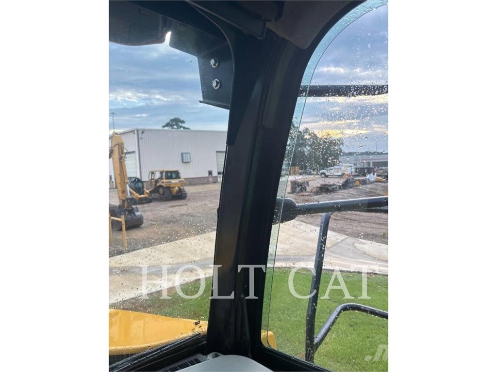 CAT 745 Knik dumptrucks