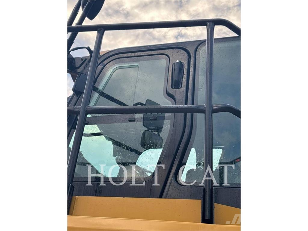 CAT 745 Knik dumptrucks