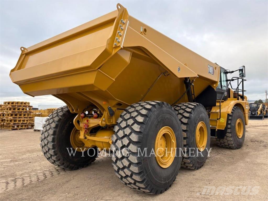 CAT 745 Knik dumptrucks