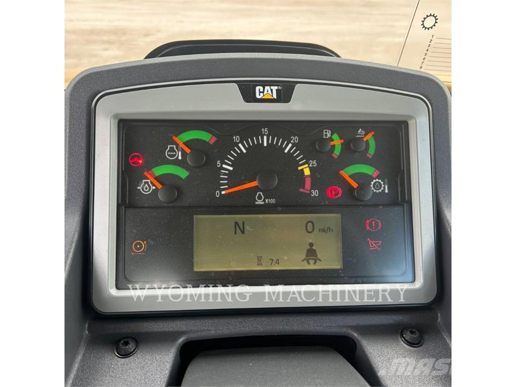 CAT 745 Knik dumptrucks