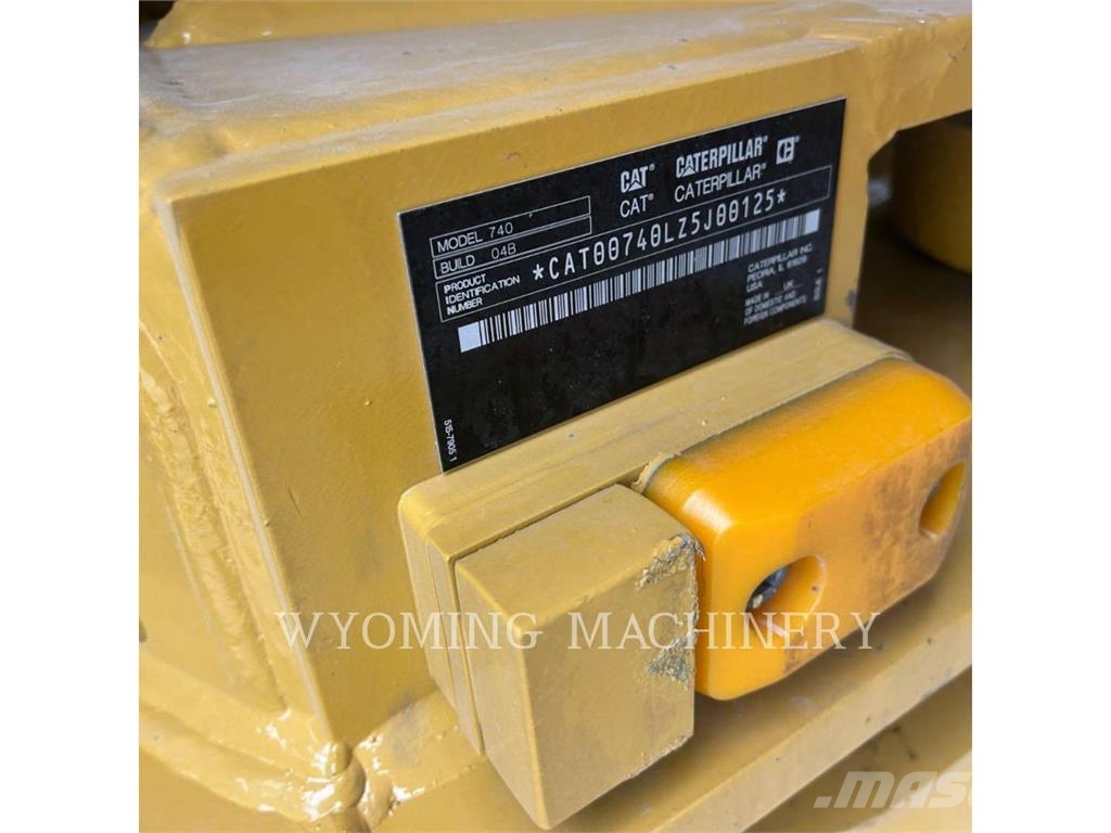 CAT 745 Knik dumptrucks
