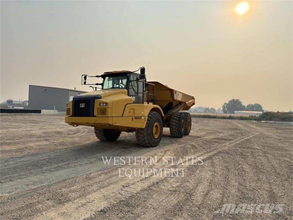 CAT 745 Zglobni damperi