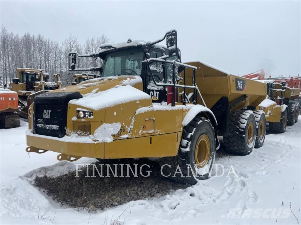 CAT 745 ساحبات مفصلية