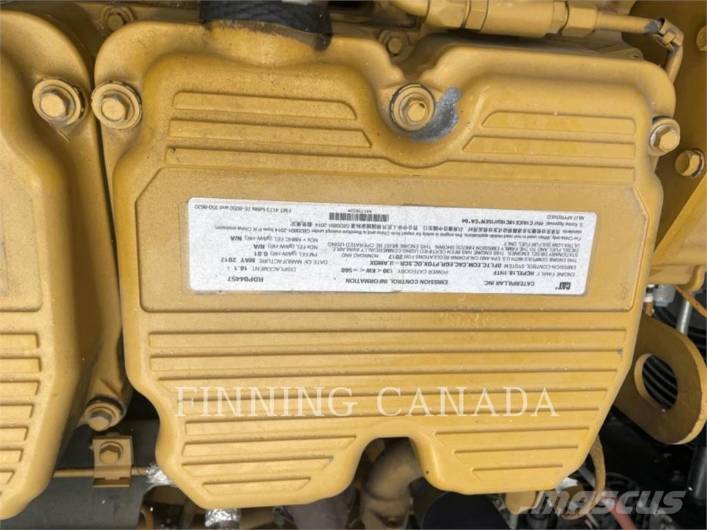 CAT 745 ساحبات مفصلية