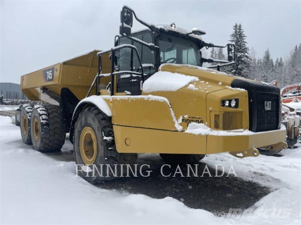 CAT 745 ساحبات مفصلية