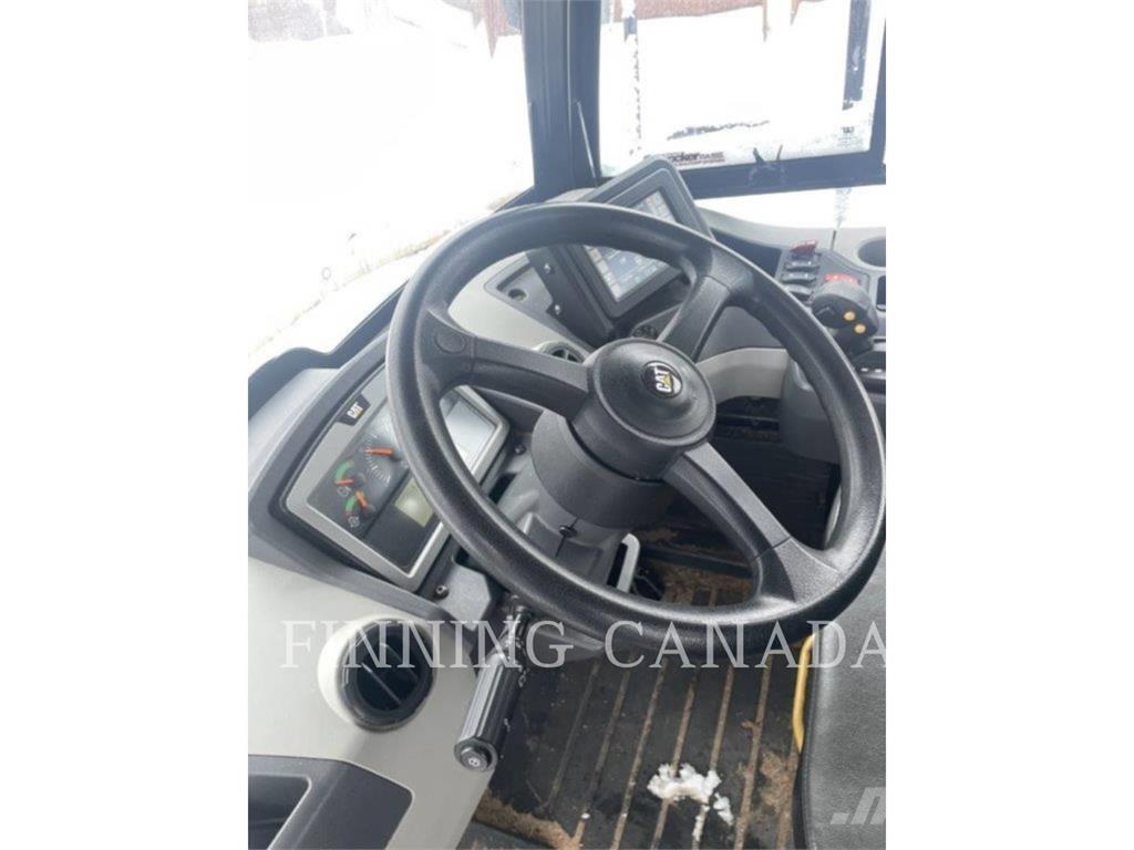 CAT 745 ساحبات مفصلية