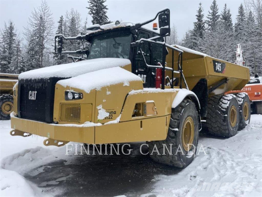 CAT 745 ساحبات مفصلية