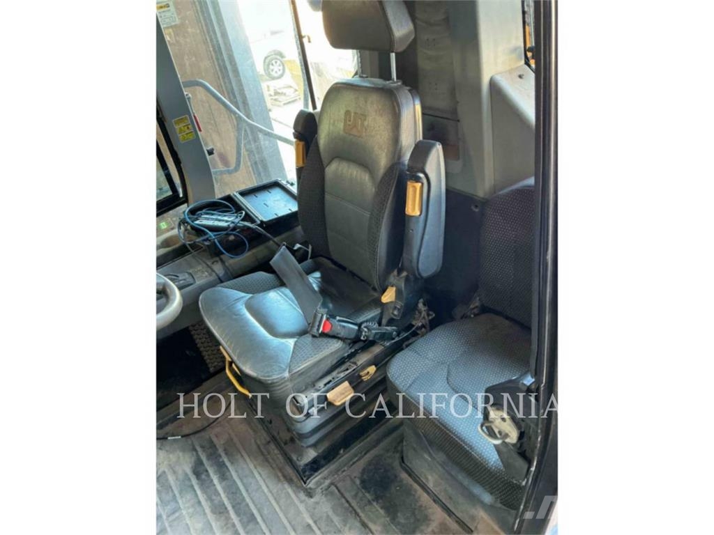 CAT 745 Σπαστό Dump Truck ADT