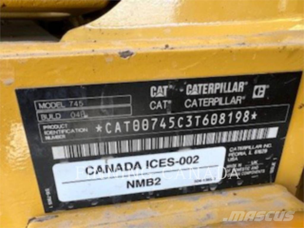 CAT 745 Csuklósdömperek