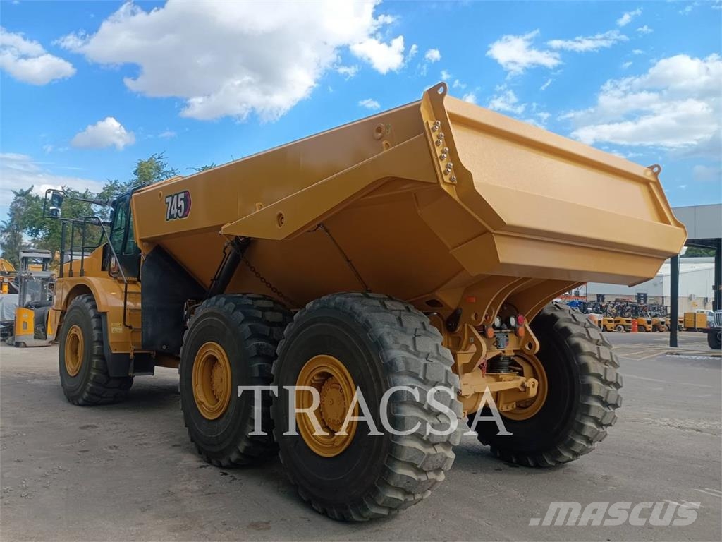 CAT 745 Csuklósdömperek