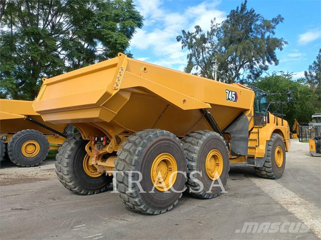 CAT 745 Csuklósdömperek