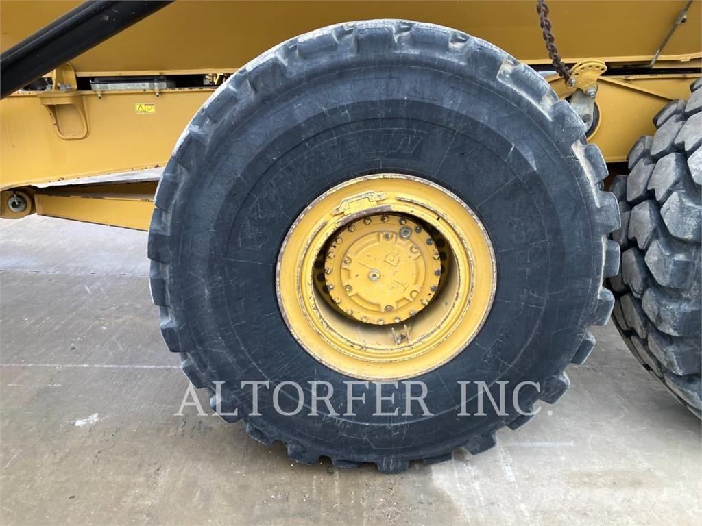 CAT 745-04 Wozidła przegubowe