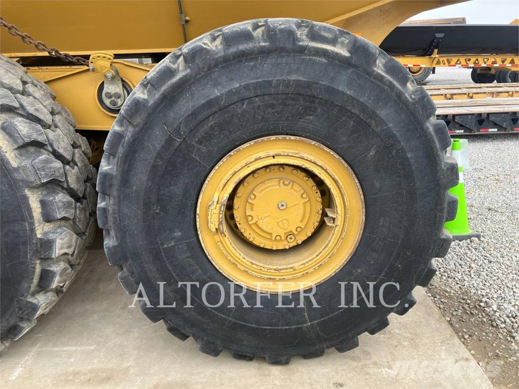 CAT 745-04 Wozidła przegubowe