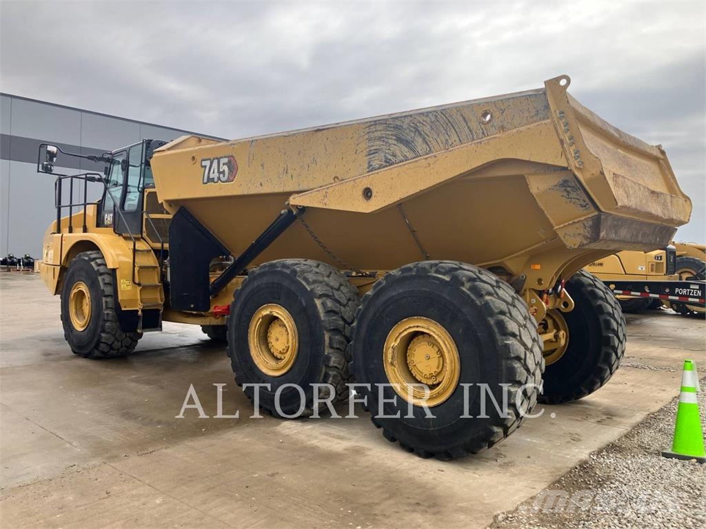 CAT 745-04 Wozidła przegubowe