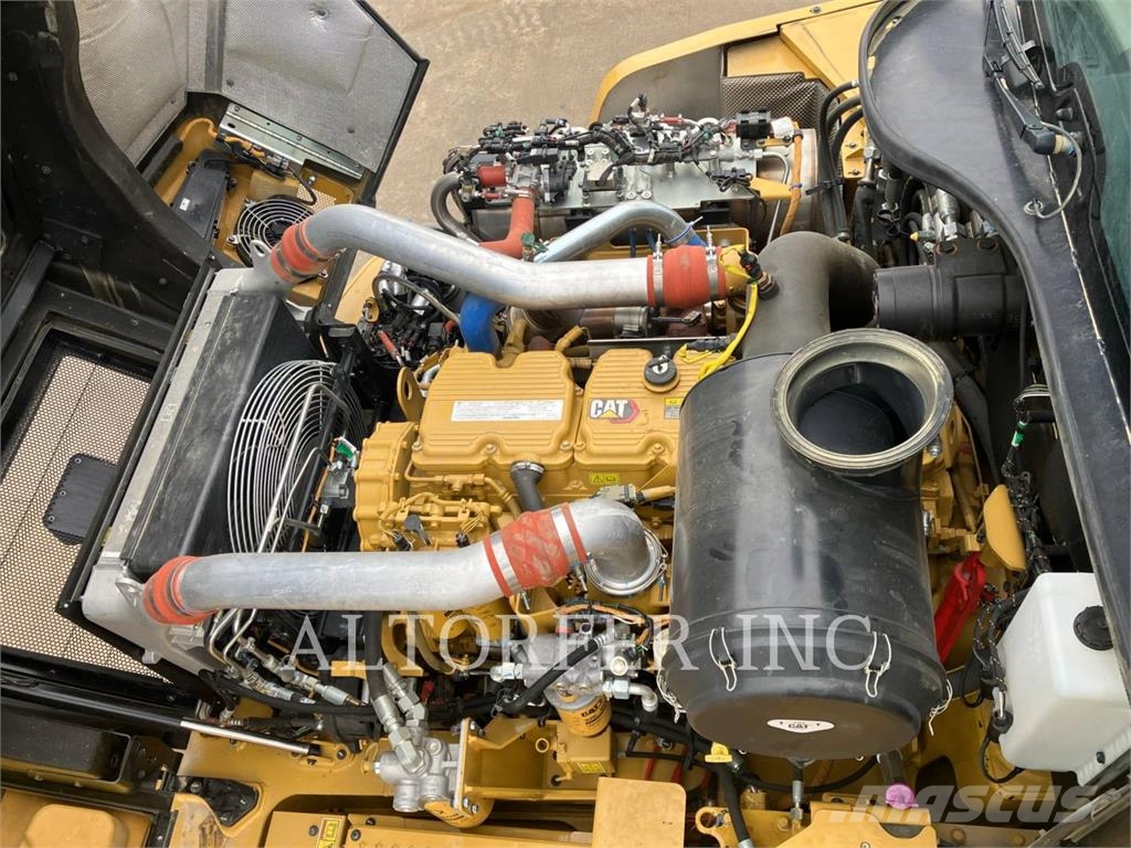 CAT 745-04 Wozidła przegubowe