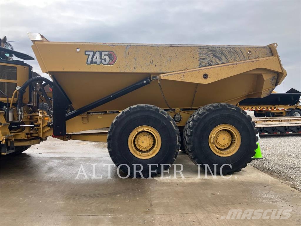 CAT 745-04 Wozidła przegubowe