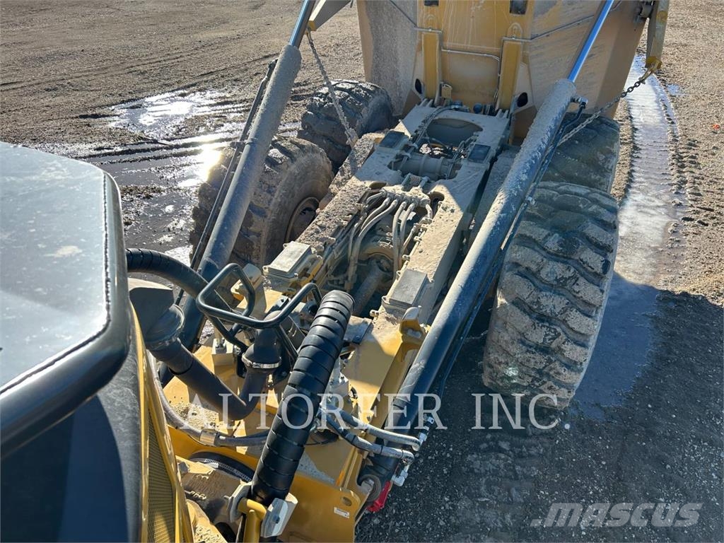 CAT 745-04 Wozidła przegubowe