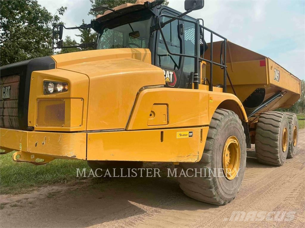 CAT 745 T Зчленовані самоскиди