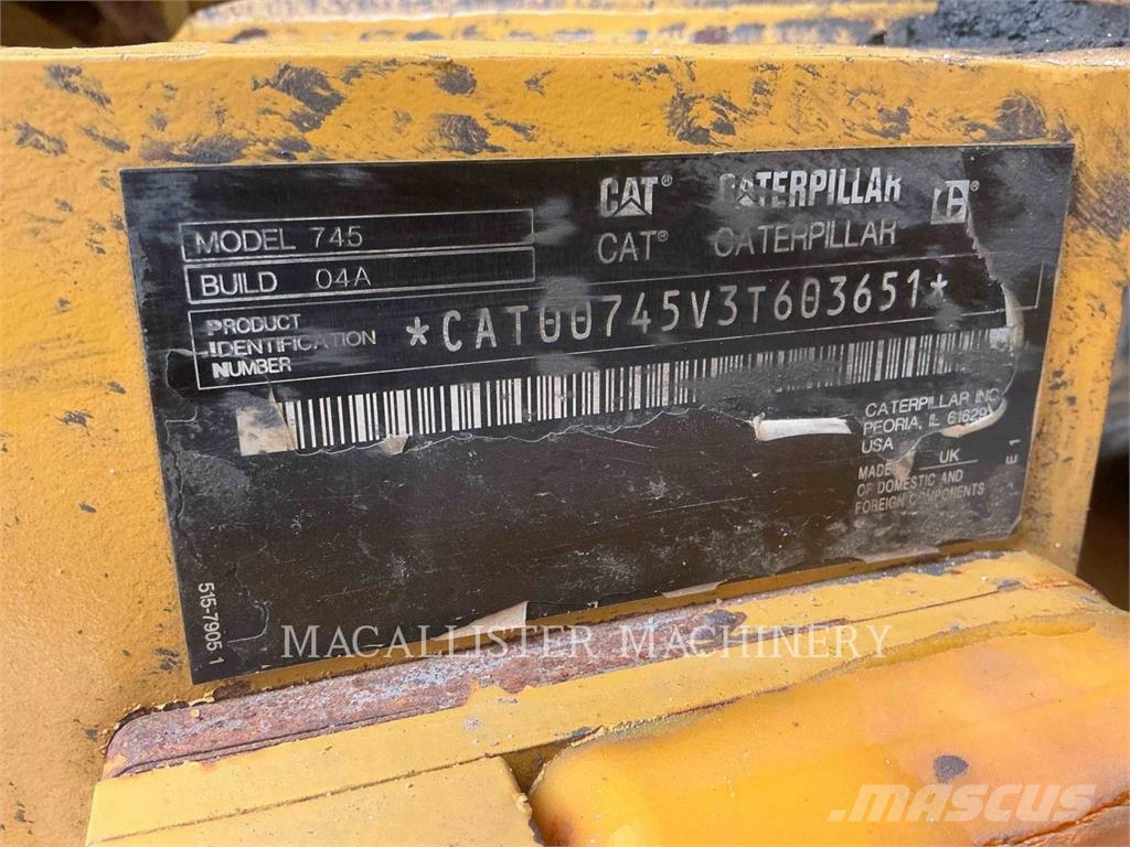 CAT 745 T Зчленовані самоскиди