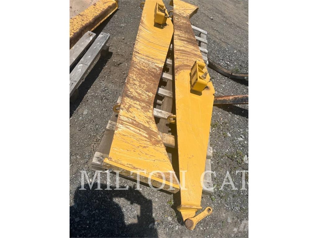 CAT 745 TAILGATE (DAMAGED) Chassi e suspensão