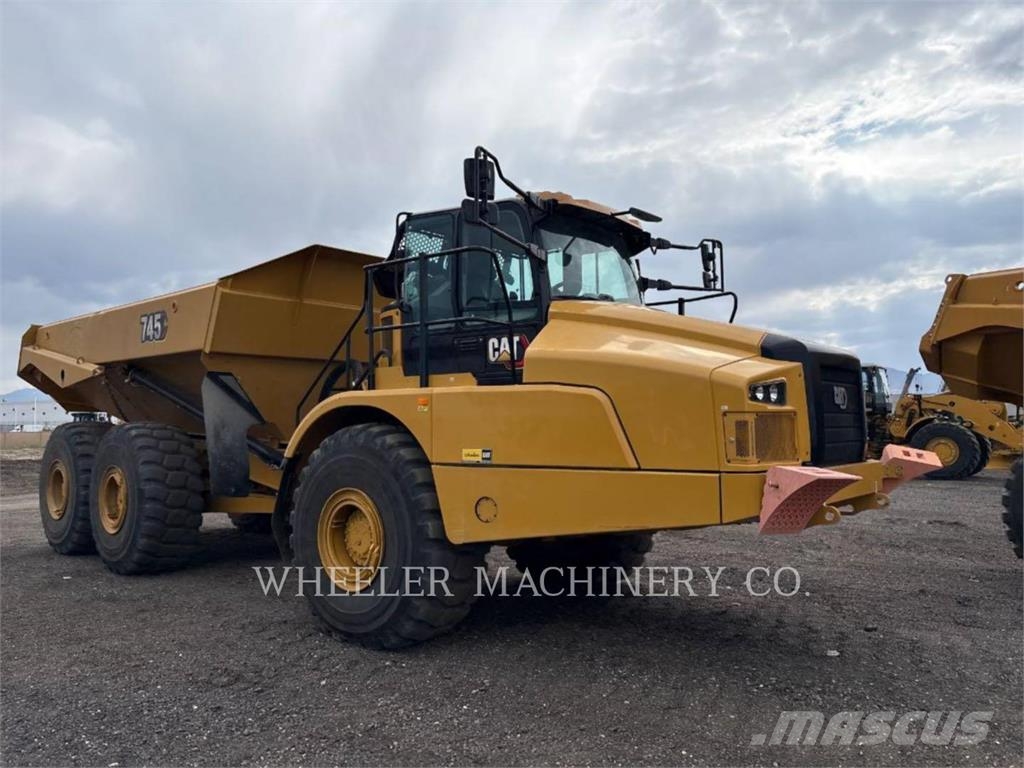 CAT 745 TG Liigendraamiga pinnaseveokid