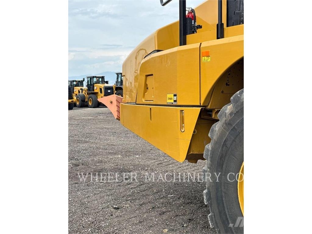 CAT 745 TG Liigendraamiga pinnaseveokid