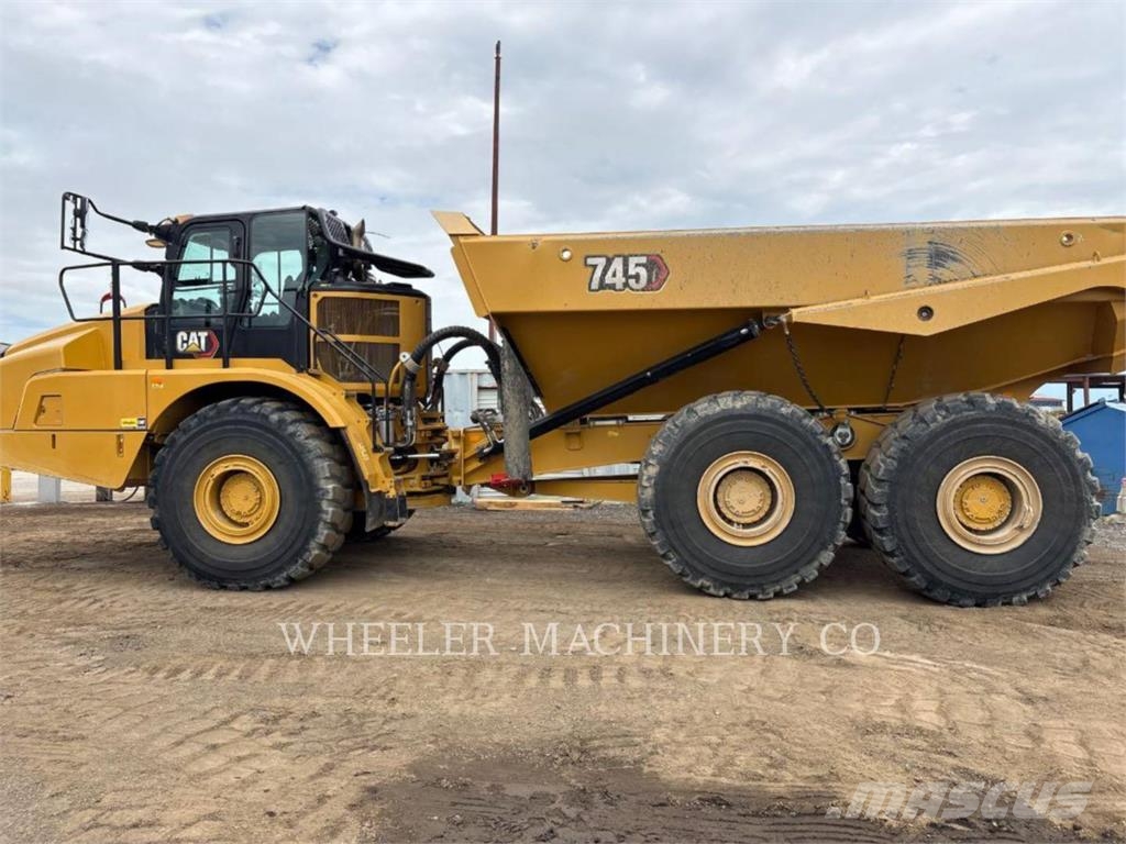 CAT 745 TG Liigendraamiga pinnaseveokid