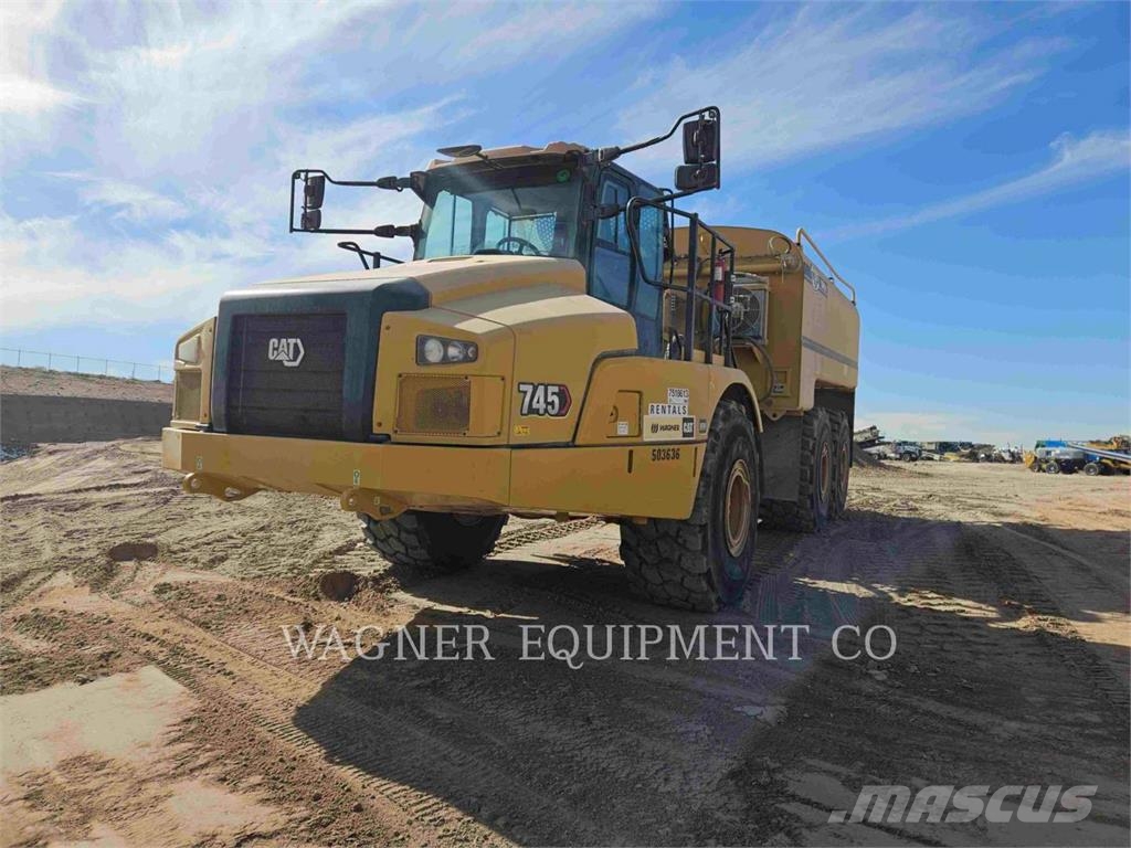 CAT 745 WT Wassertanker