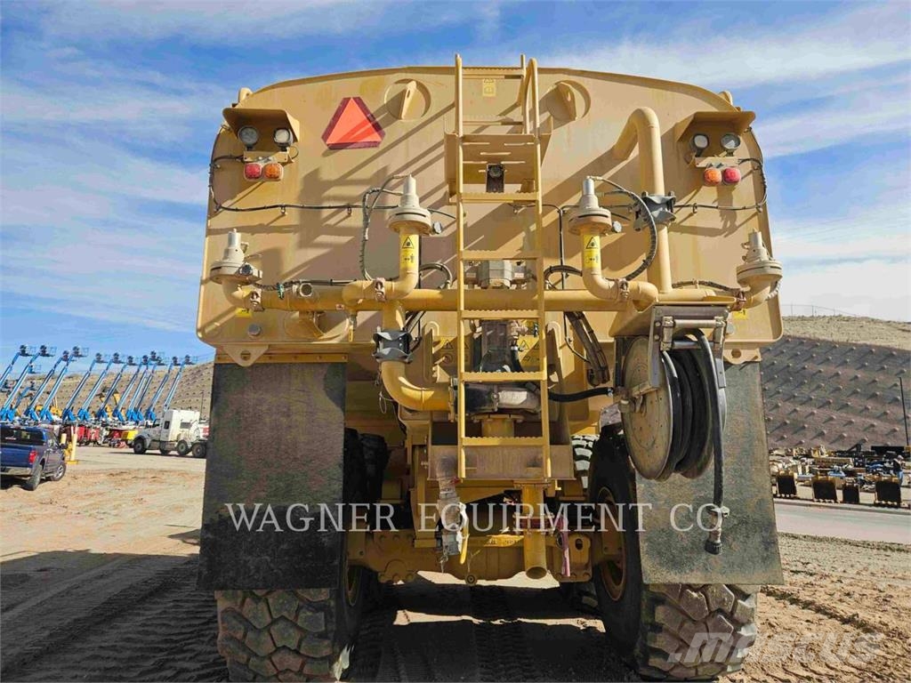 CAT 745 WT Wassertanker