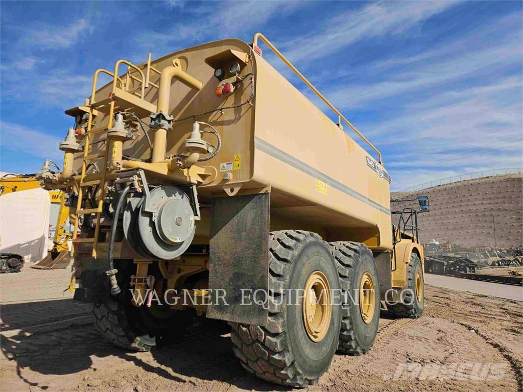 CAT 745 WT Wassertanker