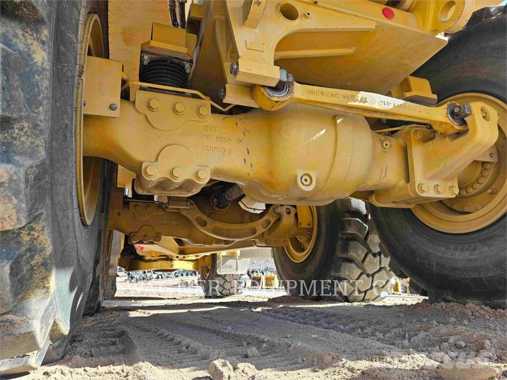 CAT 74504 Water tankers