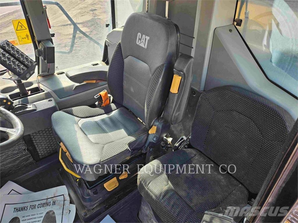 CAT 74504 Water tankers